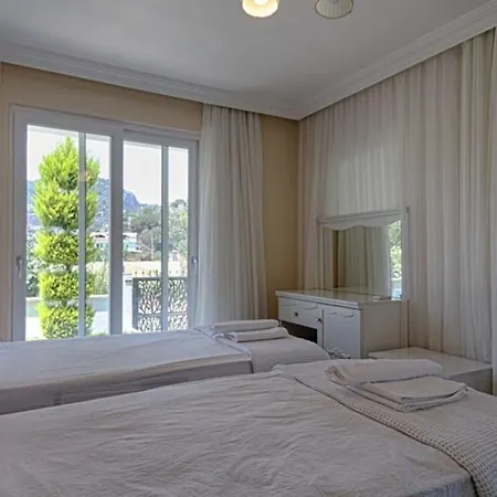 Tilia Villa *